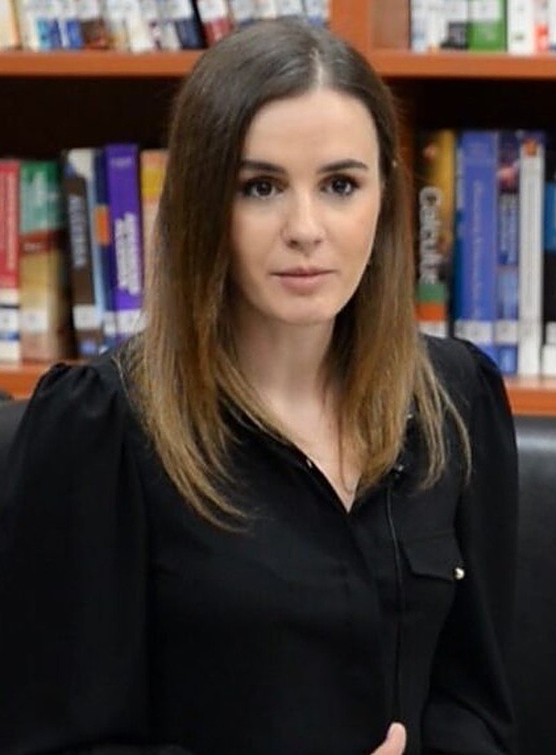 Dr. Erjona Deshati